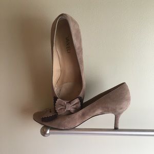 Vaneli Bow Cat Heels